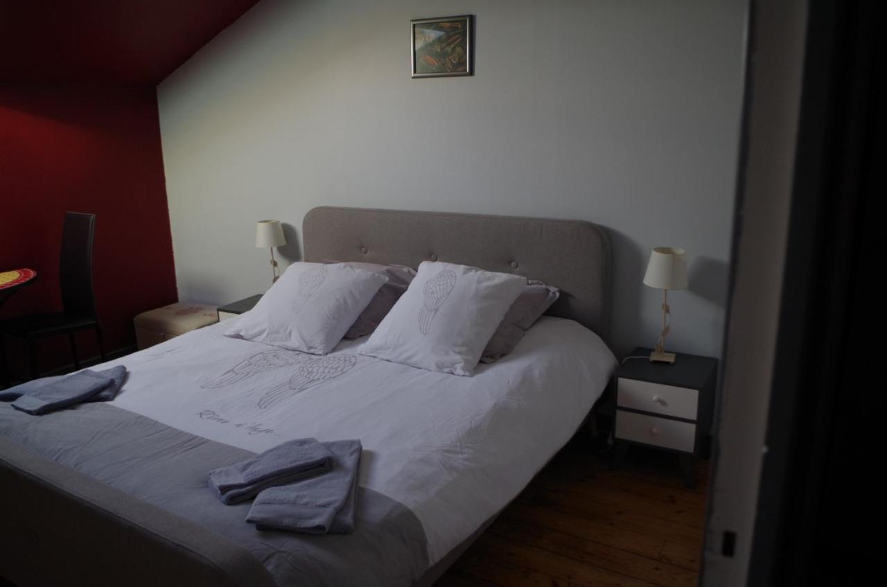 Chambres D'Hotes La Vigneronne Senouillac Exterior photo